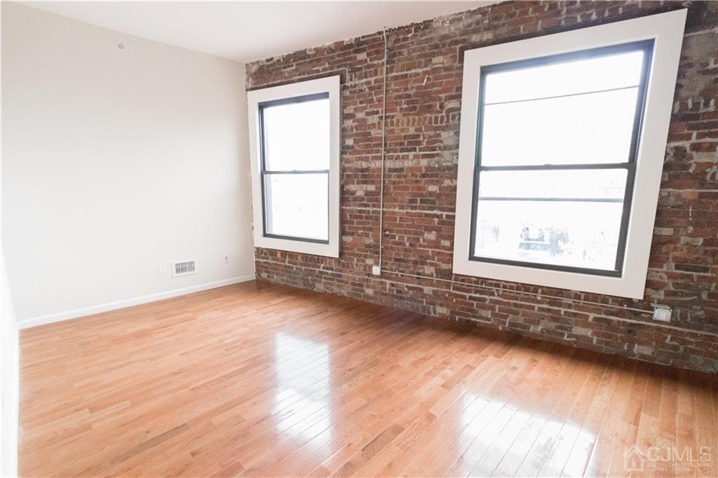 Foto del edificio - 54 Main St