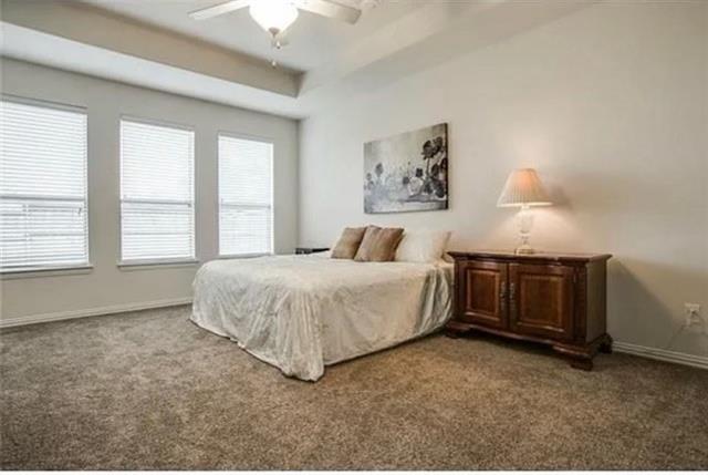 Building Photo - 1912 Van Landingham Dr