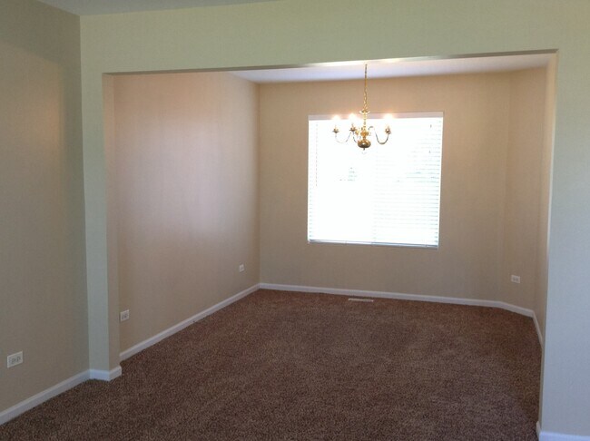 Foto del edificio - 3103 Meadowsedge Ln