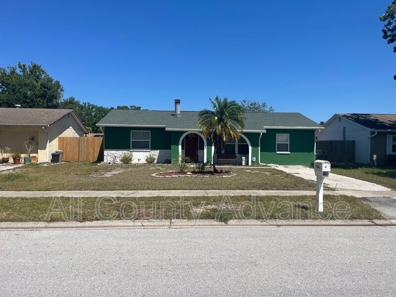 7941 Smoketree Ct, Largo, FL 33773 House Rental in Largo, FL