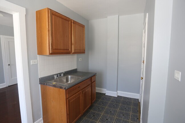 Foto del edificio - 4608 N Beacon St