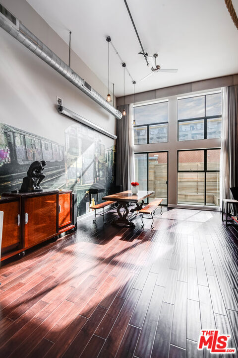 Foto del edificio - 4115 Glencoe Ave