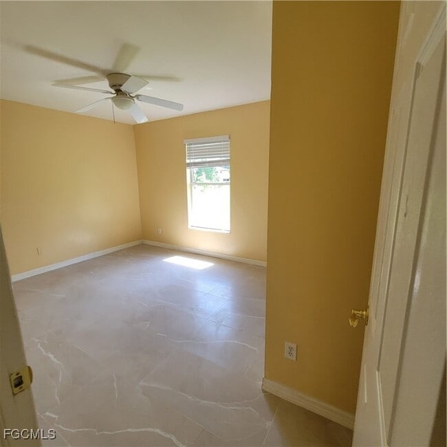 Building Photo - 5235 30th St SW