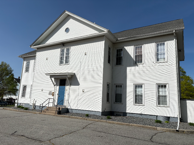 Building Photo - 381 Central St