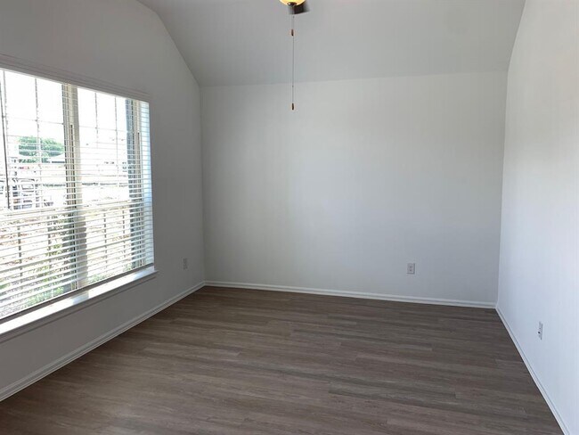 Foto del edificio - 3707 Gentle Meadow Dr