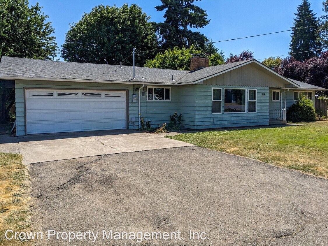 Primary Photo - 3 br, 1.5 bath House - 176 Orchard View Ln