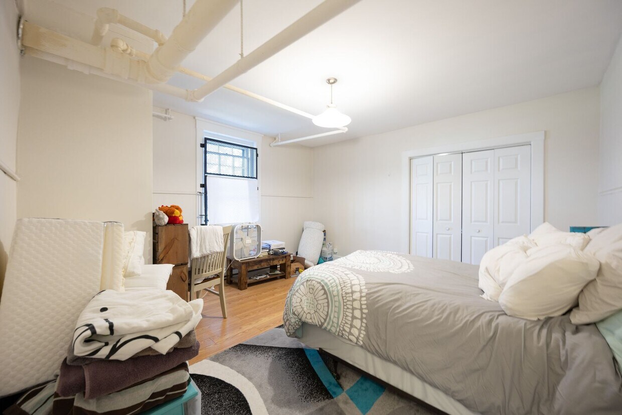 Foto principal - 468 Whitney Ave