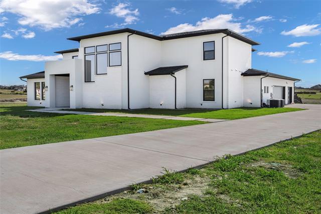 Building Photo - 10356 Wild Rose Cir