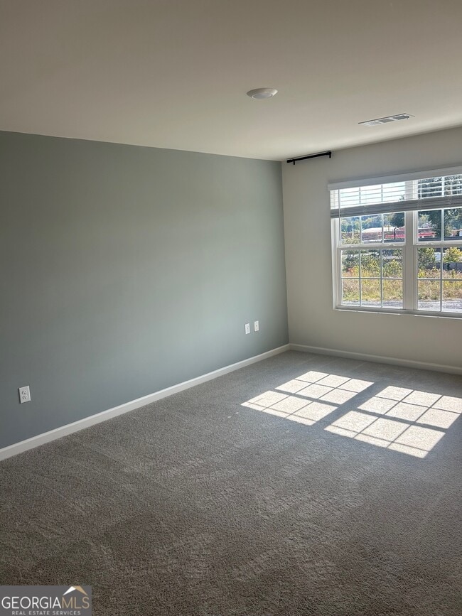 Foto del edificio - 1005 N 2nd Ave NW