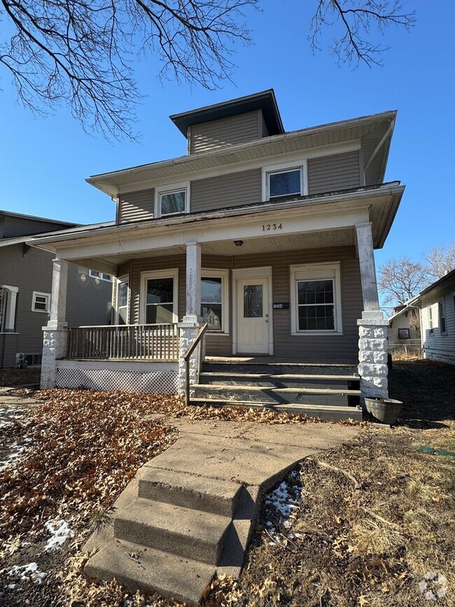 Building Photo - 1234 12th St