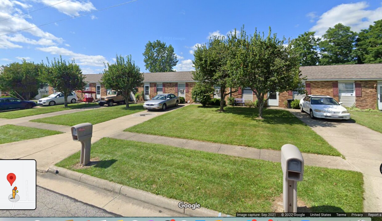 Primary Photo - 1335 Spring Village Dr