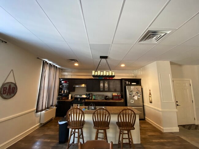 Building Photo - 1233 Marshall / 1222-36 Cass