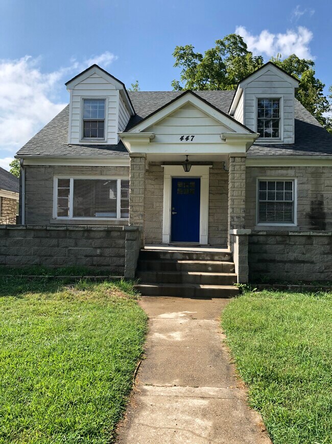 front yard - 447 Marquis Ave