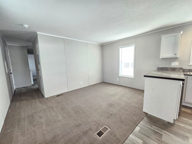 Building Photo - 107 Beech