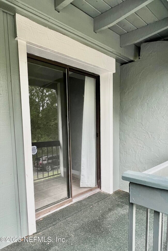 Building Photo - 8797 Como Lake Dr