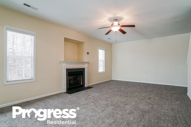 Foto del edificio - 2404 King Malcolm Ln