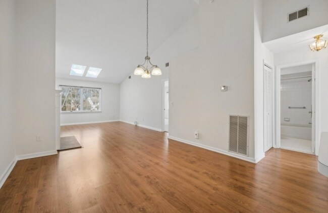 Foto del edificio - 20 Alexandria Way