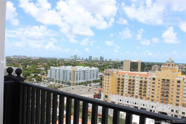Foto del edificio - 10 Aragon Ave