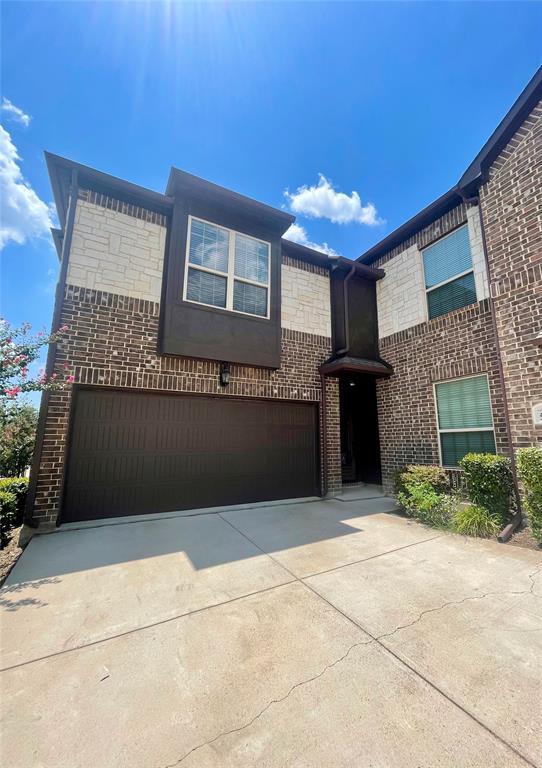 Building Photo - 5047 Venecia Way