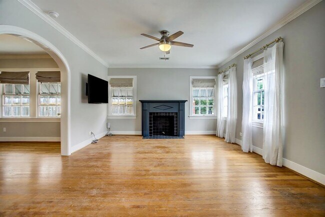 Foto del edificio - 928 Ridge St