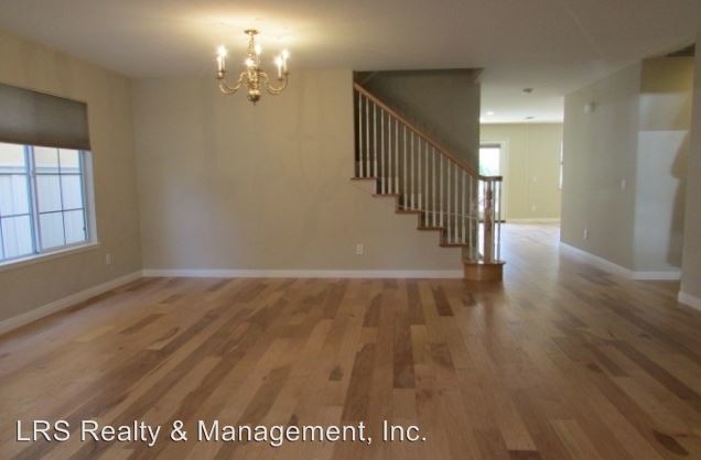 Building Photo - 5 br, 4 bath House - 10 Valente
