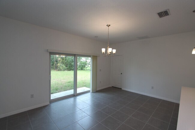 Building Photo - BEAUTIFUL 4 Br/2 Ba Home in Palm Bay!