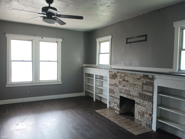 Foto del edificio - 3 br, 1 bath House - 504 Williams Avenue