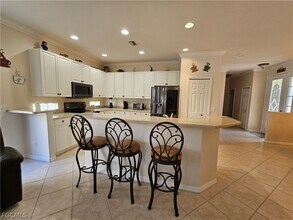 Building Photo - 10518 Avila Cir