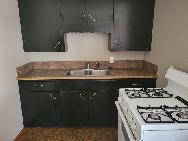 Building Photo - 414 Mulberry