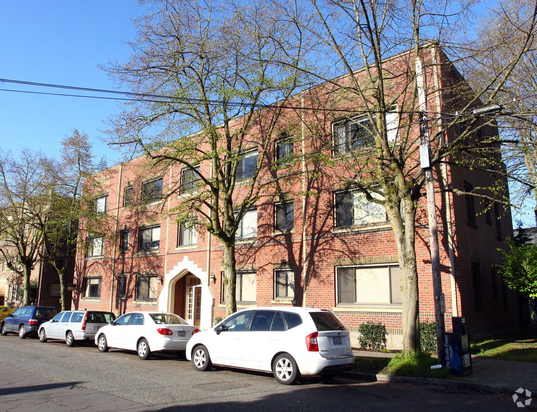Building Photo - Gresham Apartments