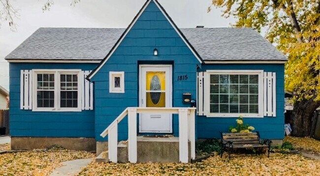 Building Photo - 1815 W Idaho St