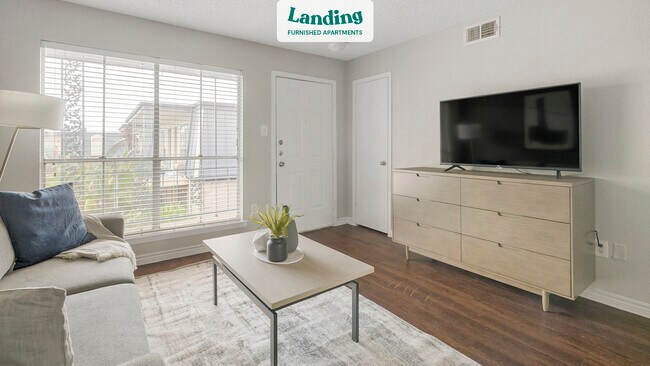 Building Photo - 1711 James Bowie Dr