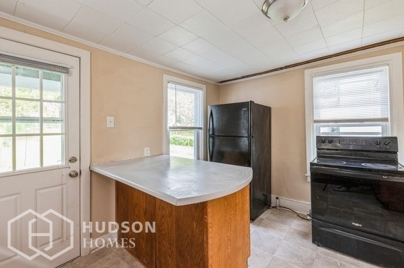 Foto del edificio - Now Available! 75 South Main St, Castleton NY