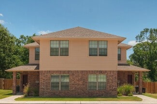 Building Photo - 4460 Reveille Rd
