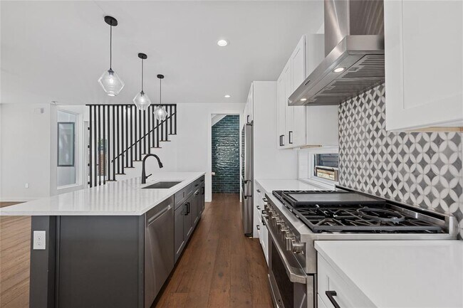Building Photo - 3314 Garden Villa Ln