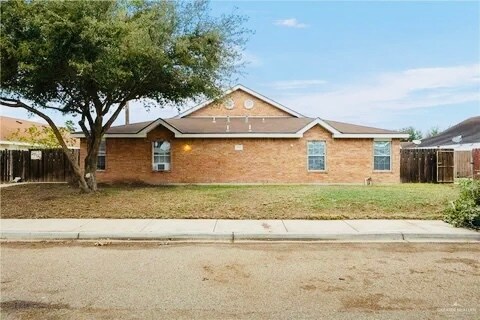 Foto principal - 3705 Joby St