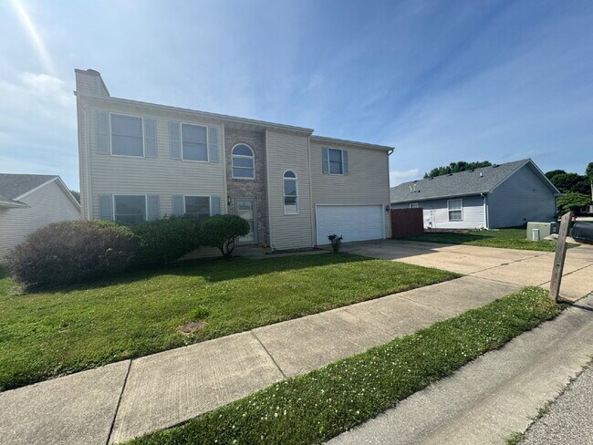 Building Photo - You Belong With Me — Spacious Home