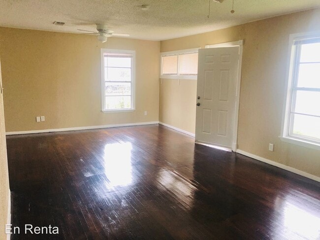 Building Photo - 3 br, 1 bath House - 6037 Graham St.