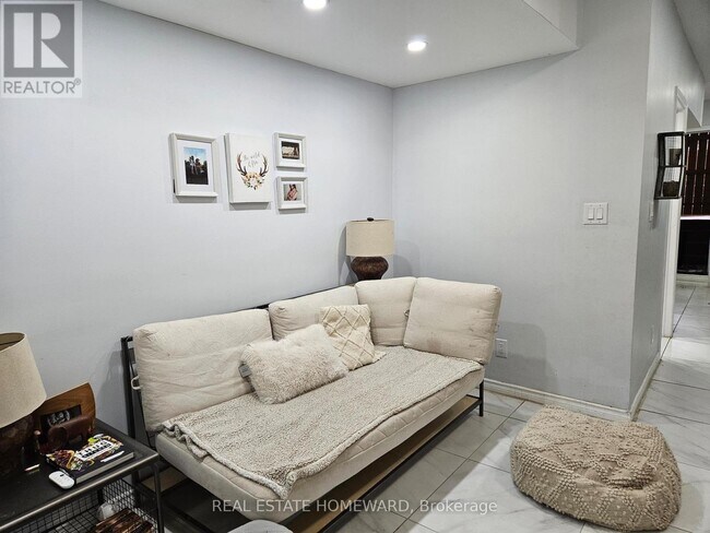 Photo du bâtiment - 141 Coxwell Ave