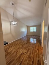 Building Photo - 1300 SE 29th St