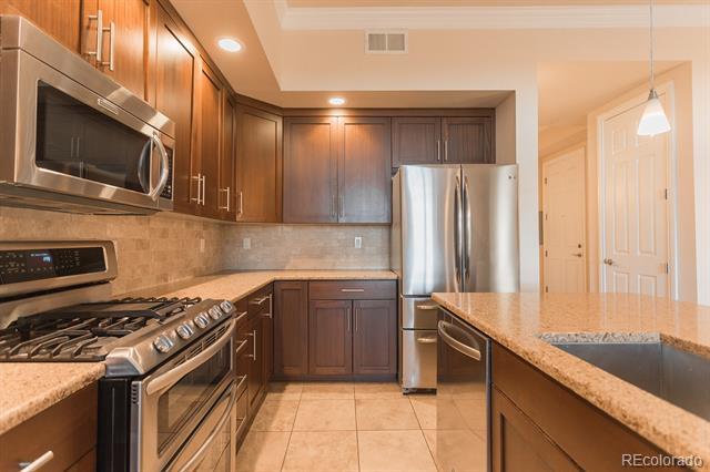 Building Photo - 1120 Delaware St