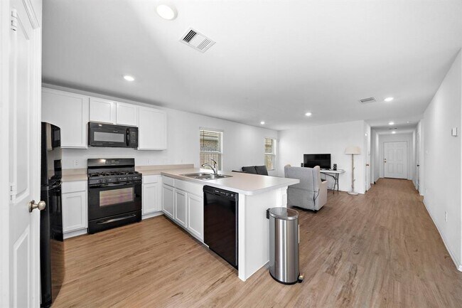 Foto del edificio - 24107 High Country Dr