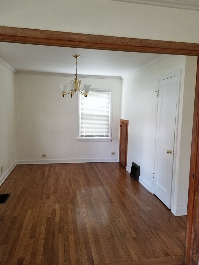 Building Photo - 17633 Roy St