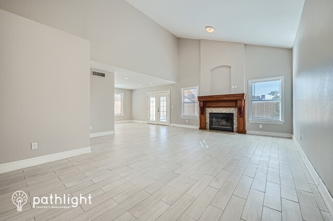 Building Photo - 10370 N 76th Dr, Peoria, AZ, 85345