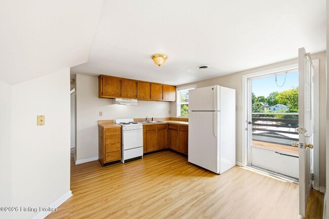 Building Photo - 1612 Ellwood Ave