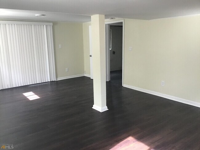 Foto del edificio - 7299 Indian Hill Trail