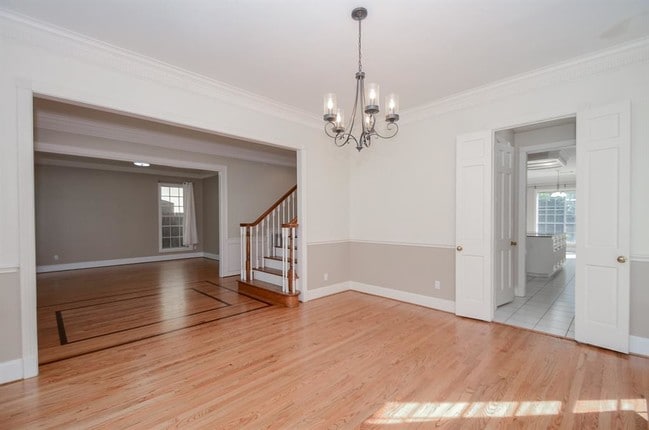 Building Photo - 4813 Holly St