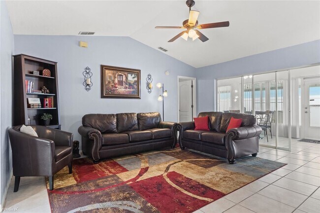 Building Photo - 2 br, 2 bath House - 10234 R Moshie Lane