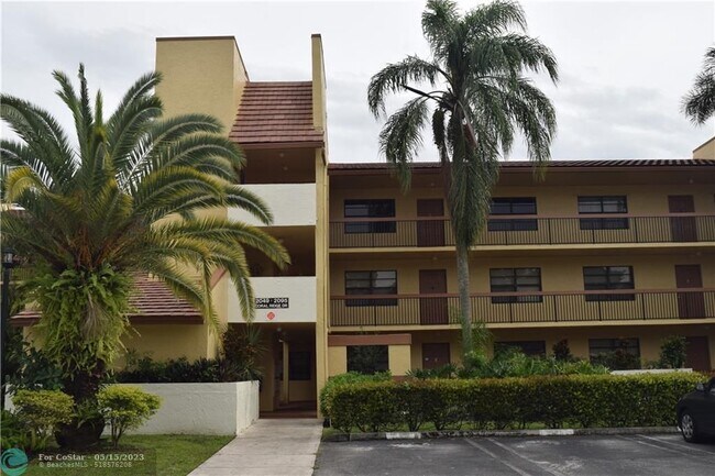 Building Photo - 2085 Coral Ridge Dr