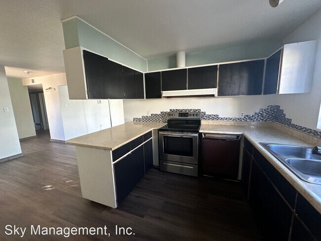 Building Photo - 3 br, 2 bath House - 4005 Van Buren St. NE